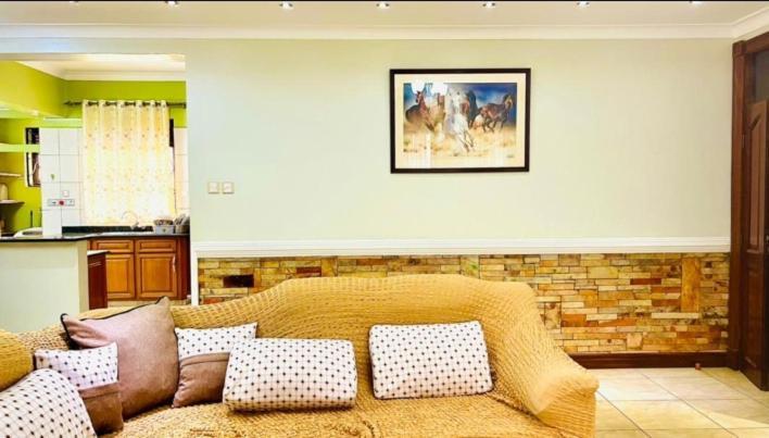 Palatine Apartments Makindye Kizungu, Kampala Exteriör bild