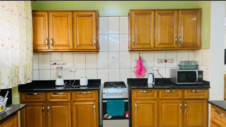 Palatine Apartments Makindye Kizungu, Kampala Exteriör bild
